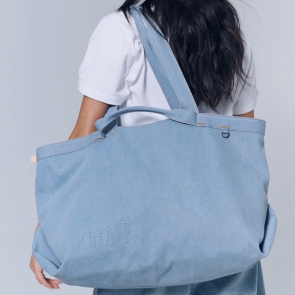 NEW Gap x Beis Travel Tote